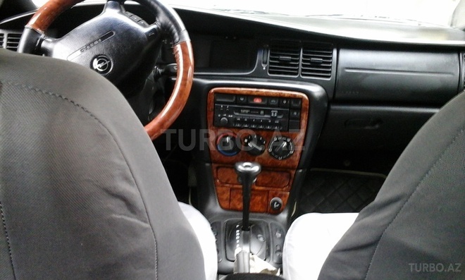 Opel Vectra 1997, 272,000 km - 2.0 l - Bakı