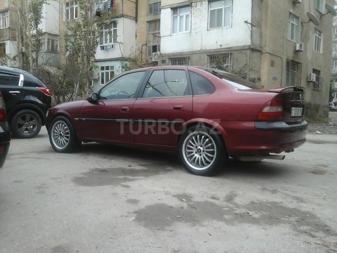 Opel Vectra 1997, 240,700 km - 0.3 l - Sumqayıt