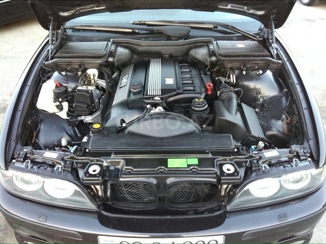 BMW 528 2000, 152,000 km - 2.8 л - Bakı