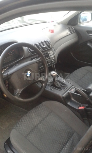 BMW 320 1999, 220,000 km - 2.0 l - Bakı