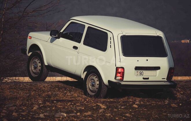 LADA (VAZ) Niva 2014, 18,000 km - 1.7 l - Zaqatala