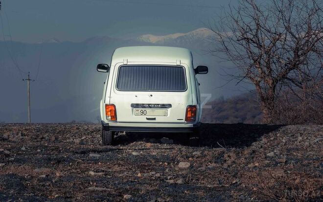 LADA (VAZ) Niva 2014, 18,000 km - 1.7 l - Zaqatala