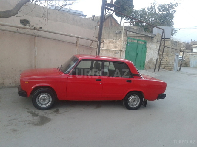LADA (VAZ) 2107 1983, 260,000 km - 1.6 l - Bakı