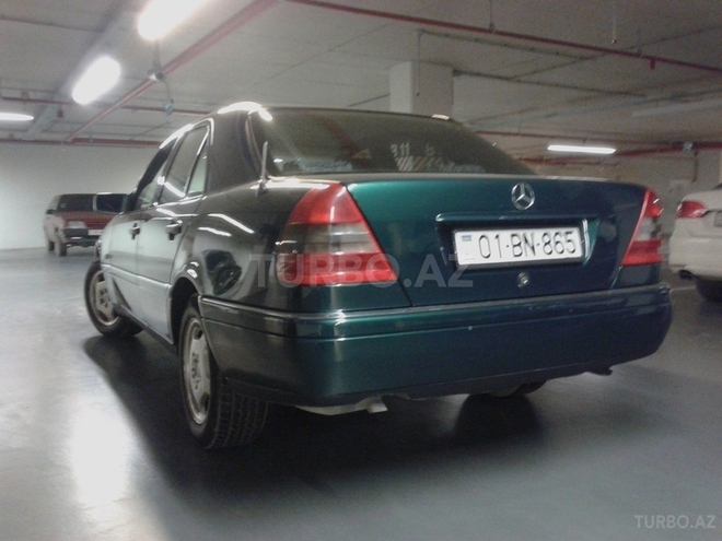 Mercedes C 180 1995, 330,000 km - 1.8 l - Bakı