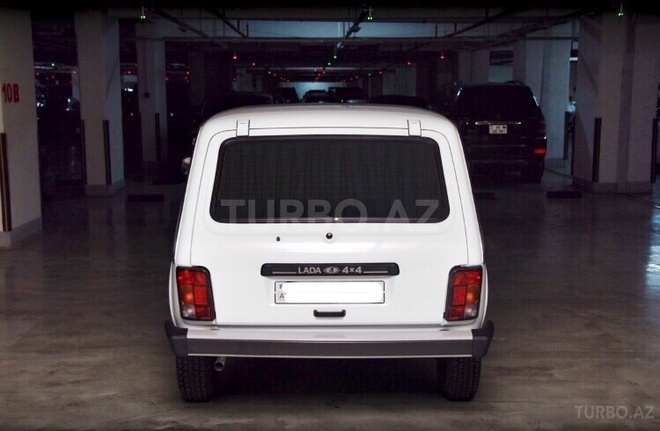 LADA (VAZ) Niva 2015, 2,750 km - 1.7 л - Bakı