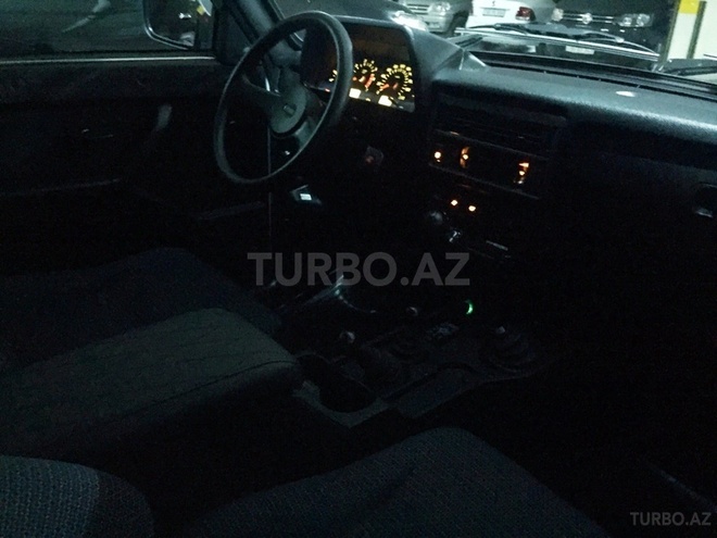 LADA (VAZ) Niva 2015, 2,750 km - 1.7 л - Bakı