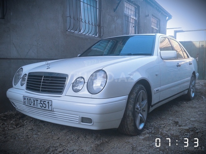 Mercedes E 280 1996, 240,000 km - 2.8 l - Bakı