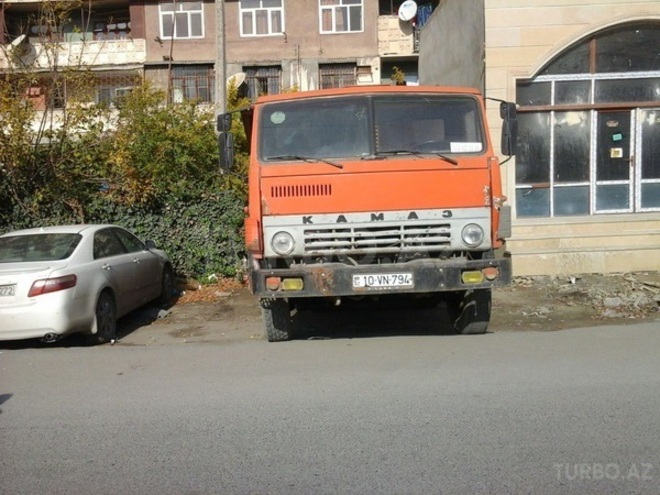 KamAz 55111 1988, 300,000 km - 2.4 l - Bakı