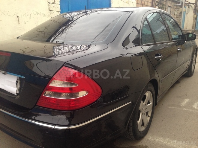 Mercedes E 240 2002, 193,000 km - 2.6 л - Bakı
