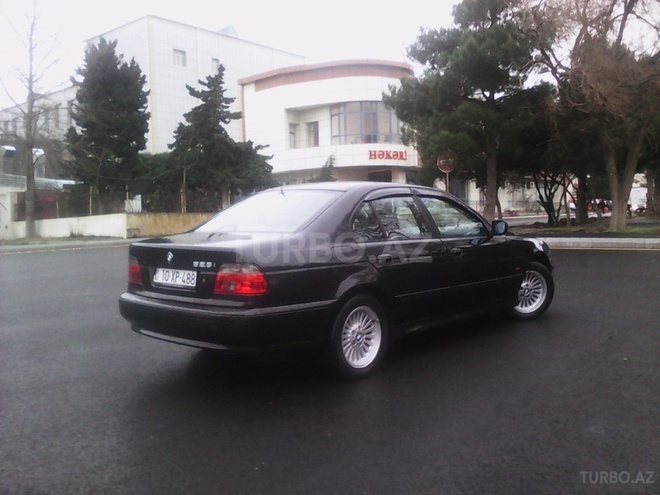 BMW 528 1999, 245,009 km - 2.8 l - Bakı