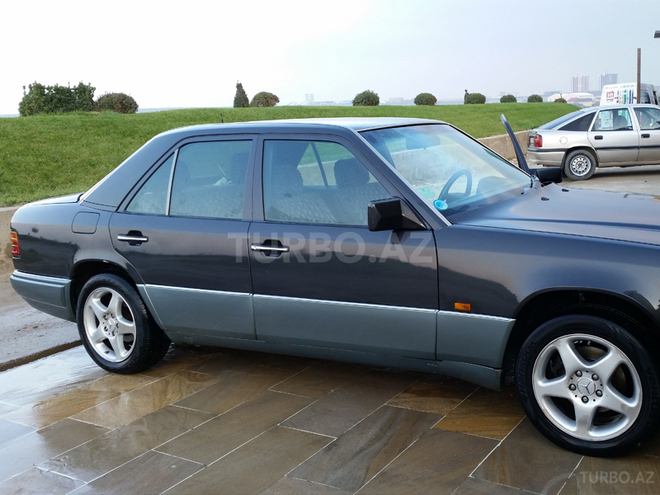 Mercedes E 200 1994, 474,860 km - 2.0 l - Bakı