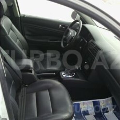 Volkswagen Passat 2003, 179,000 km - 1.8 l - Sabirabad