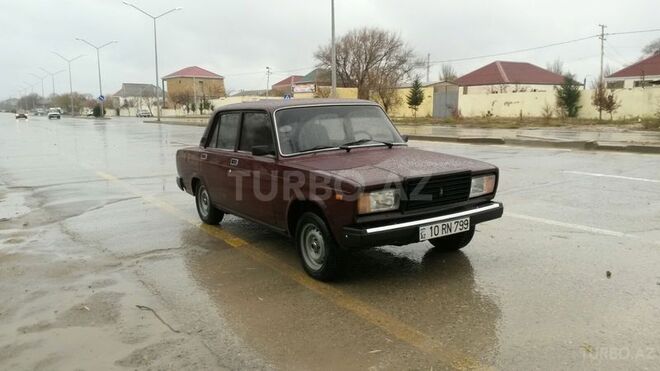 LADA (VAZ) 2107 2006, 185,000 km - 1.6 л - Sumqayıt