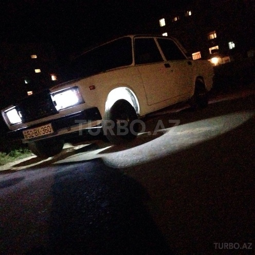 LADA (VAZ) 2107 2010, 98,000 km - 1.6 л - Salyan