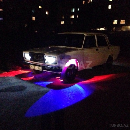 LADA (VAZ) 2107 2010, 98,000 km - 1.6 л - Salyan