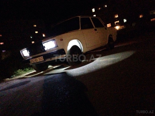 LADA (VAZ) 2107 2010, 98,000 km - 1.6 л - Salyan