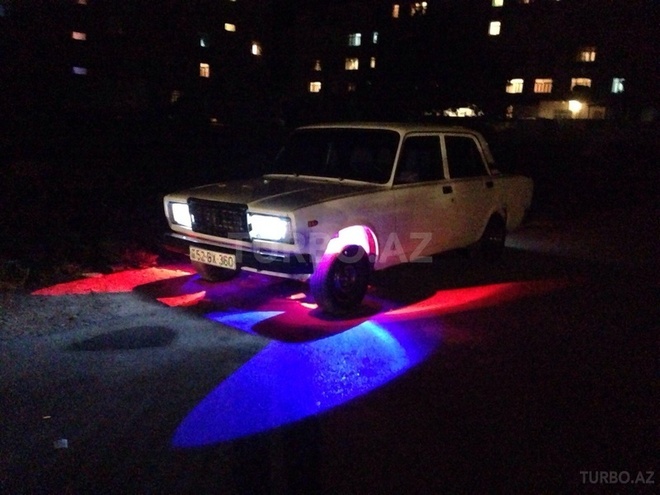 LADA (VAZ) 2107 2010, 98,000 km - 1.6 л - Salyan