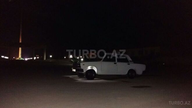 LADA (VAZ) 2107 2010, 98,000 km - 1.6 л - Salyan