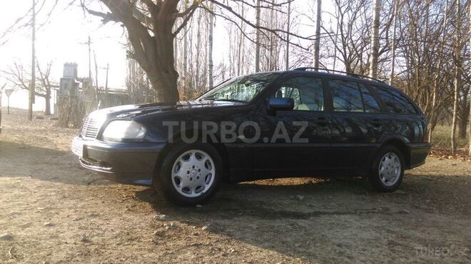 Mercedes C 220 1999, 240,000 km - 1.0 l - Şəmkir