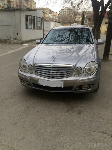 Mercedes E 220 2005, 223,000 km - 2.2 l - Bakı