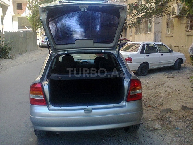Opel Astra 1998, 172,000 km - 1.8 l - Bakı