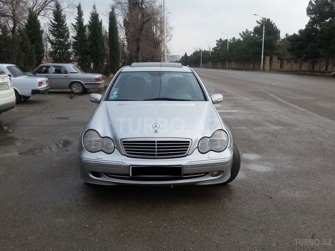 Mercedes C 240 2001, 158,425 km - 2.4 l - Bakı
