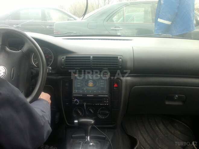 Volkswagen Passat 2001, 150,000 km - 1.8 л - Saatlı