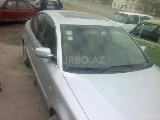 Volkswagen Passat 2001, 150,000 km - 1.8 л - Saatlı