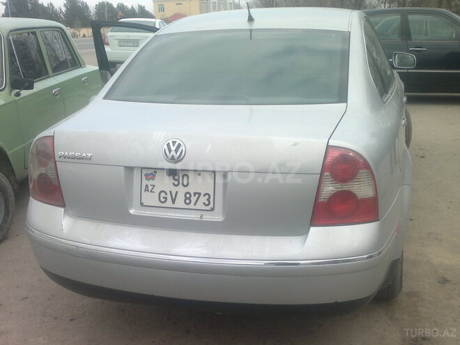 Volkswagen Passat 2001, 150,000 km - 1.8 л - Saatlı