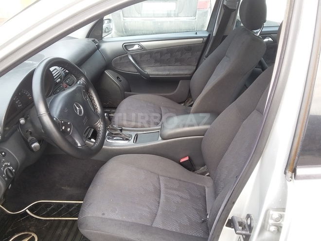 Mercedes C 240 2001, 158,425 km - 2.4 l - Bakı