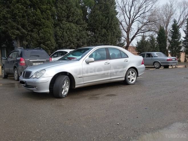 Mercedes C 240 2001, 158,425 km - 2.4 l - Bakı
