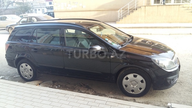 Opel Astra 2006, 305,000 km - 1.9 л - Bakı