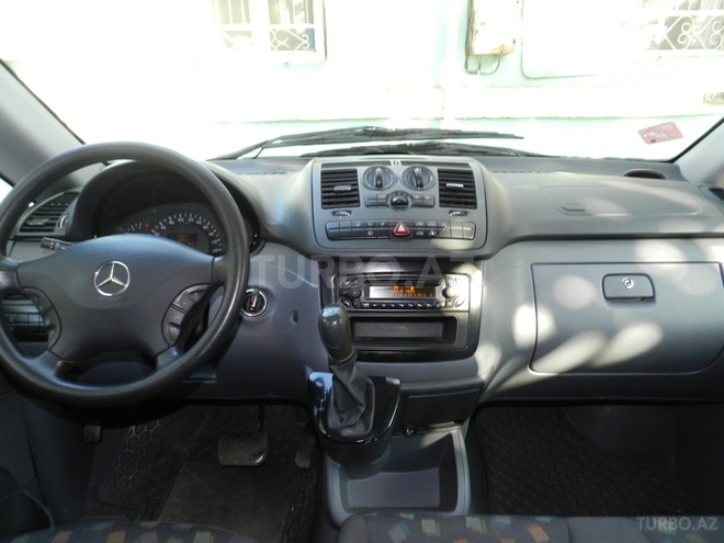 Mercedes Vito 2005, 220,000 km - 2.2 l - Bakı