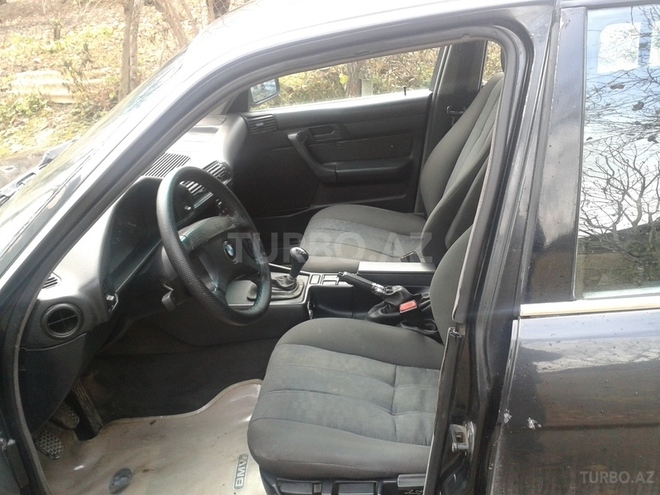 BMW 525 1993, 525,125 km - 2.5 l - Qusar