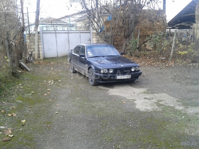 BMW 525 1993, 525,125 km - 2.5 l - Qusar