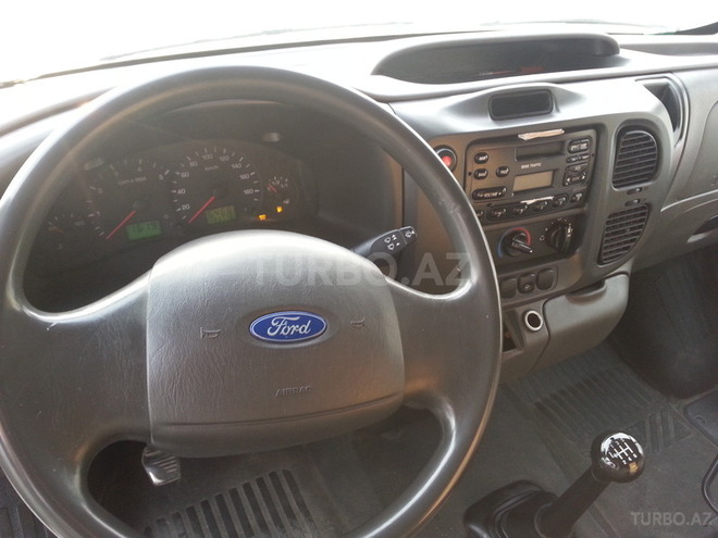 Ford Transit 2005, 193,000 km - 2.4 l - Zaqatala