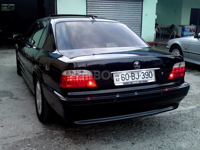 BMW 735 2000, 220,000 km - 3.5 l - Mingəçevir