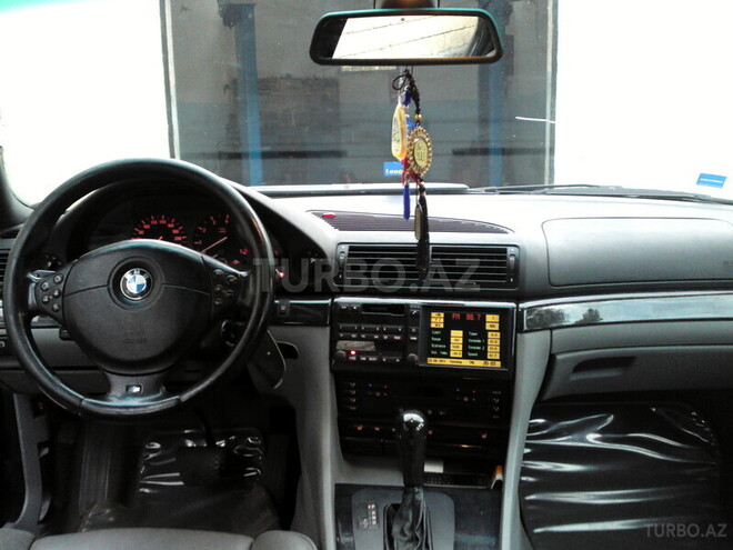BMW 735 2000, 220,000 km - 3.5 l - Mingəçevir