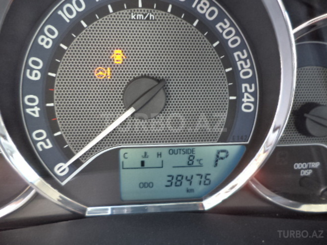 Toyota Corolla 2013, 38,000 km - 1.6 л - Bakı