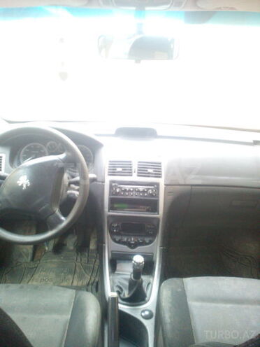 Peugeot 307 2004, 270,000 km - 1.6 l - Bakı