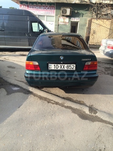 BMW 318 1992, 380,000 km - 1.8 l - Bakı