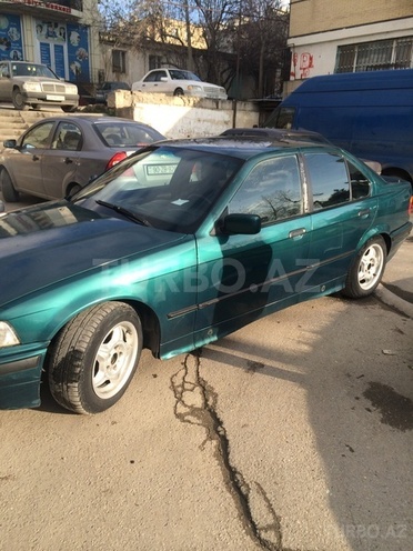 BMW 318 1992, 380,000 km - 1.8 l - Bakı