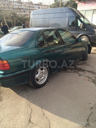 BMW 318 1992, 380,000 km - 1.8 l - Bakı