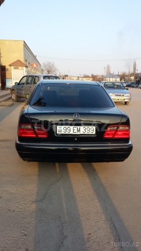 Mercedes E 220 1998, 120,000 km - 2.2 l - Şabran