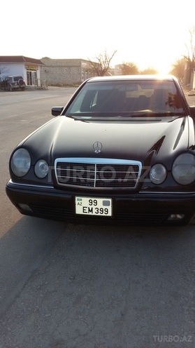 Mercedes E 220 1998, 120,000 km - 2.2 l - Şabran