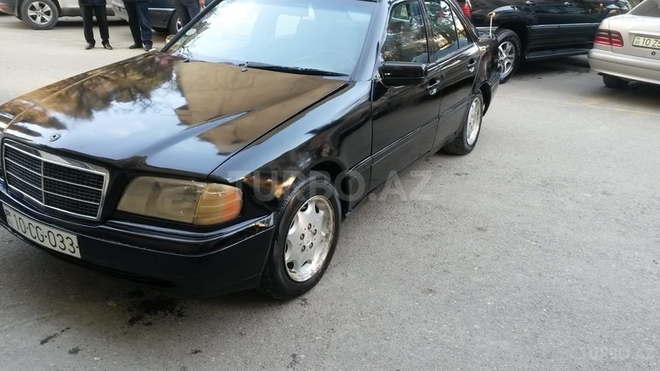 Mercedes C 220 1995, 39,650 km - 2.2 l - Bakı