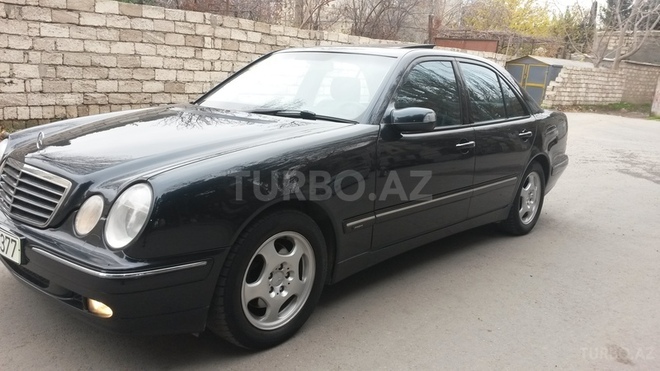 Mercedes E 280 2000, 210,000 km - 2.8 l - Bakı
