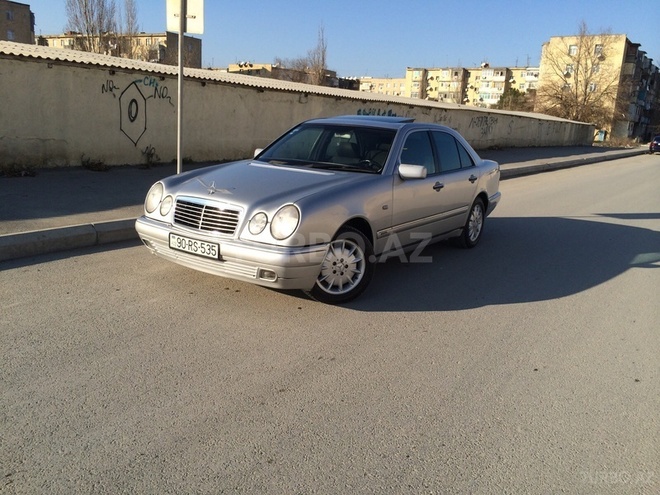 Mercedes E 240 1998, 240,000 km - 2.4 л - Bakı