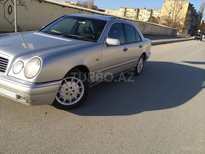 Mercedes E 240 1998, 240,000 km - 2.4 л - Bakı