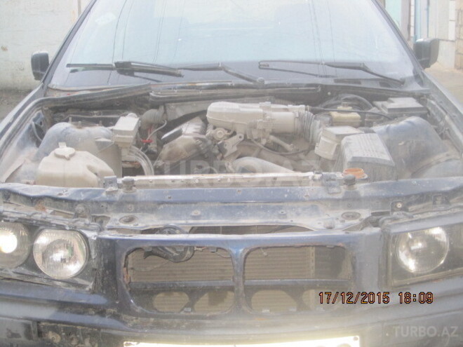 BMW 318 1993, 250,000 km - 1.6 l - Xaçmaz